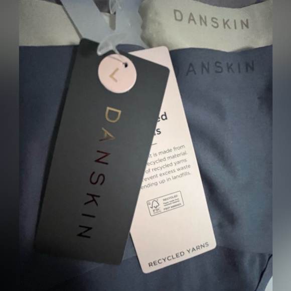 Danskin Super Slim and Thin Laser Cut Tech Sealed No-Show 5 pc Panties Set - Picture 11 of 13